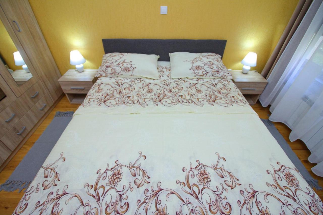 Apartman Laki 兹拉蒂博尔 外观 照片